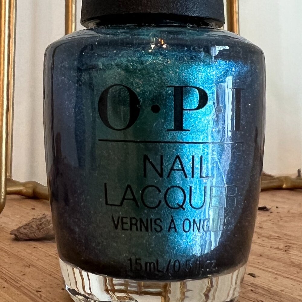OPI This Color's Making Waves nail polish - Picture 2 of 4